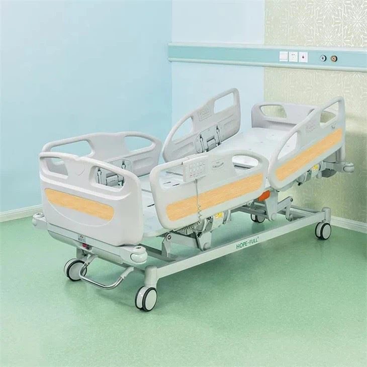 intensive-care-unit-bed43033094109